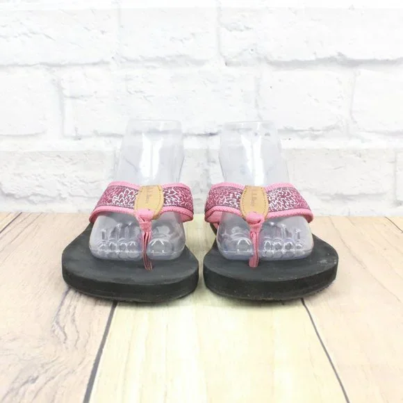 LL Bean Women's Pink Printed Nylon Flip Flops Summer Flat Sandals Size 9 M - Picture 4 of 9